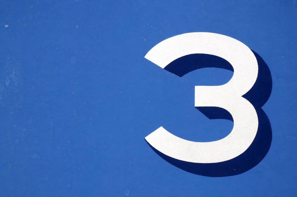 3